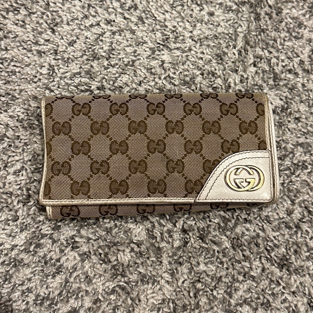 Gucci Tan and Cream Monogram Continental Wallet